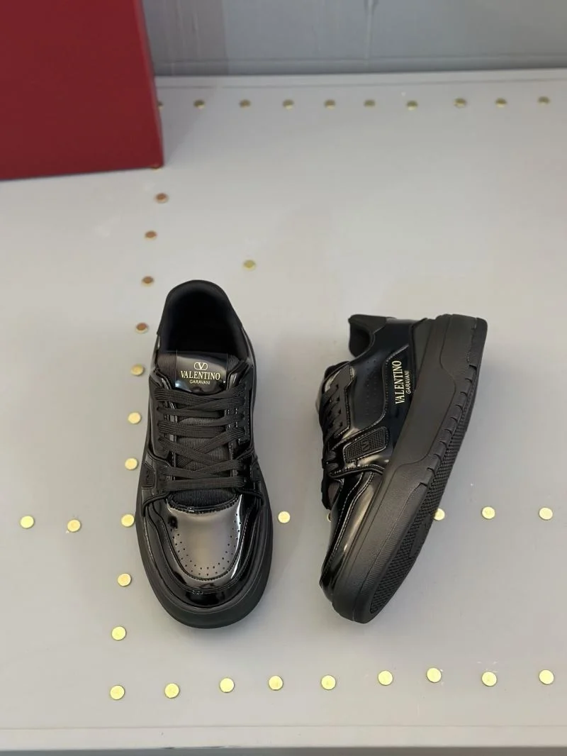 Bold Valentino Low Shoes 36180