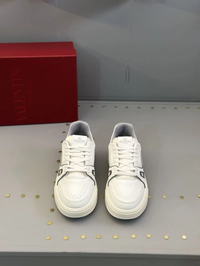 Valentino Low Shoes Trendsetting 36181