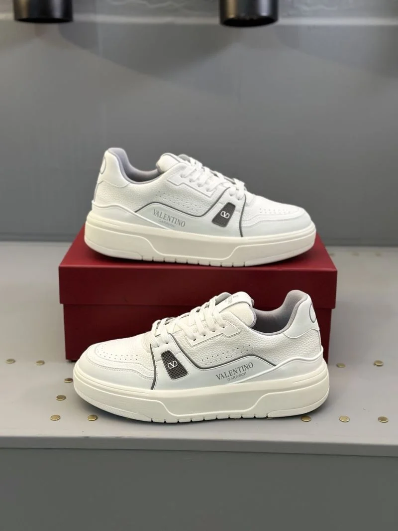 Valentino Low Shoes Trendsetting 36181