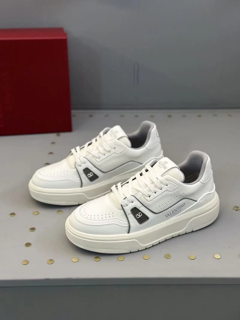 Valentino Low Shoes Trendsetting 36181
