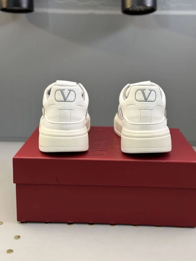 Valentino Low Shoes Trendsetting 36181