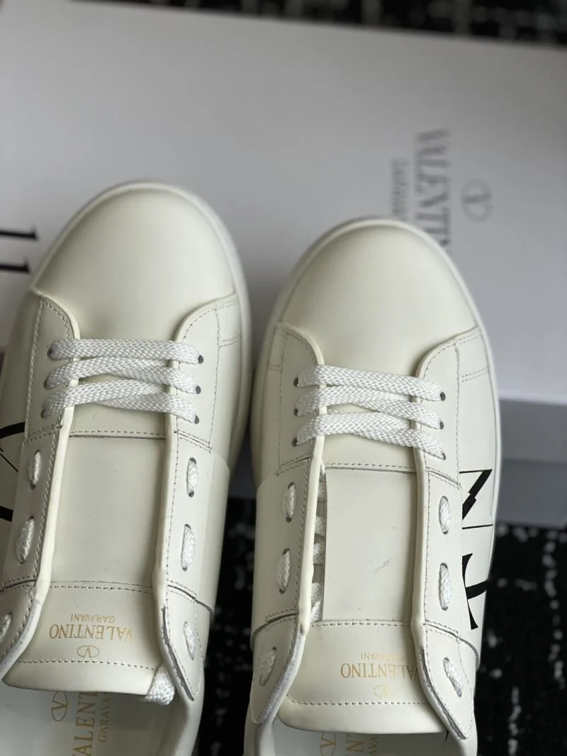 Valentino Low Shoes Efficient 36172