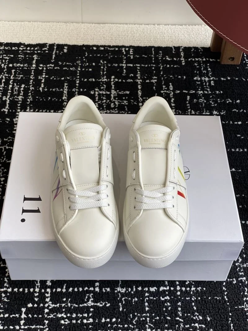 Valentino Low Shoes Premium 36163