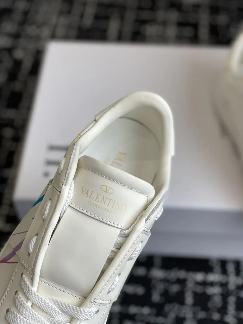 Valentino Low Shoes Premium 36163