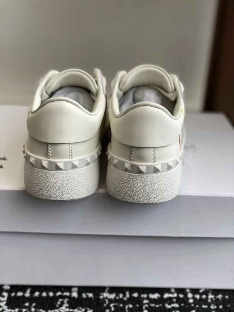 Valentino Low Shoes Premium 36163