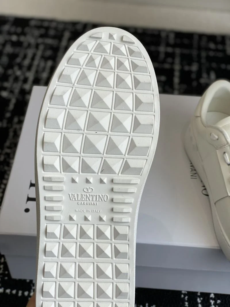 Valentino Low Shoes Premium 36163