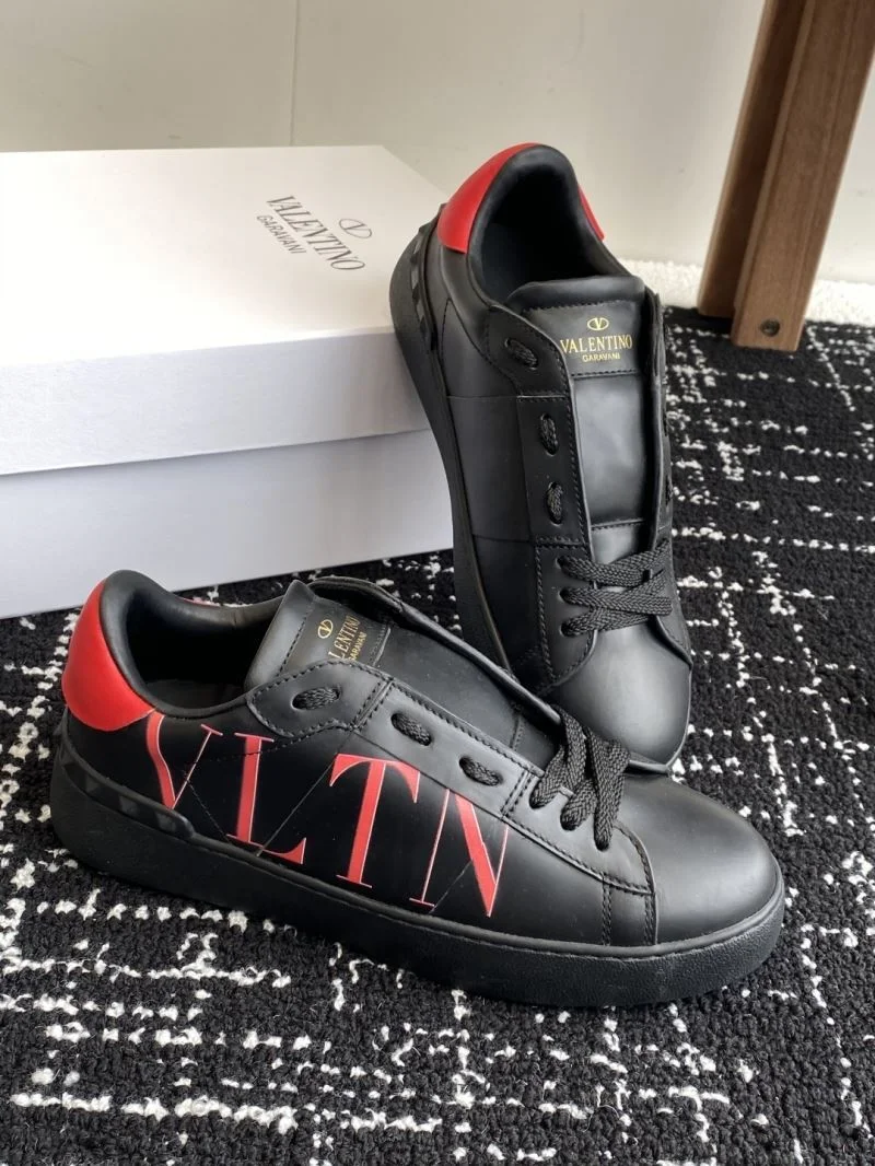 SmoothTexture Valentino Low Shoes 36169