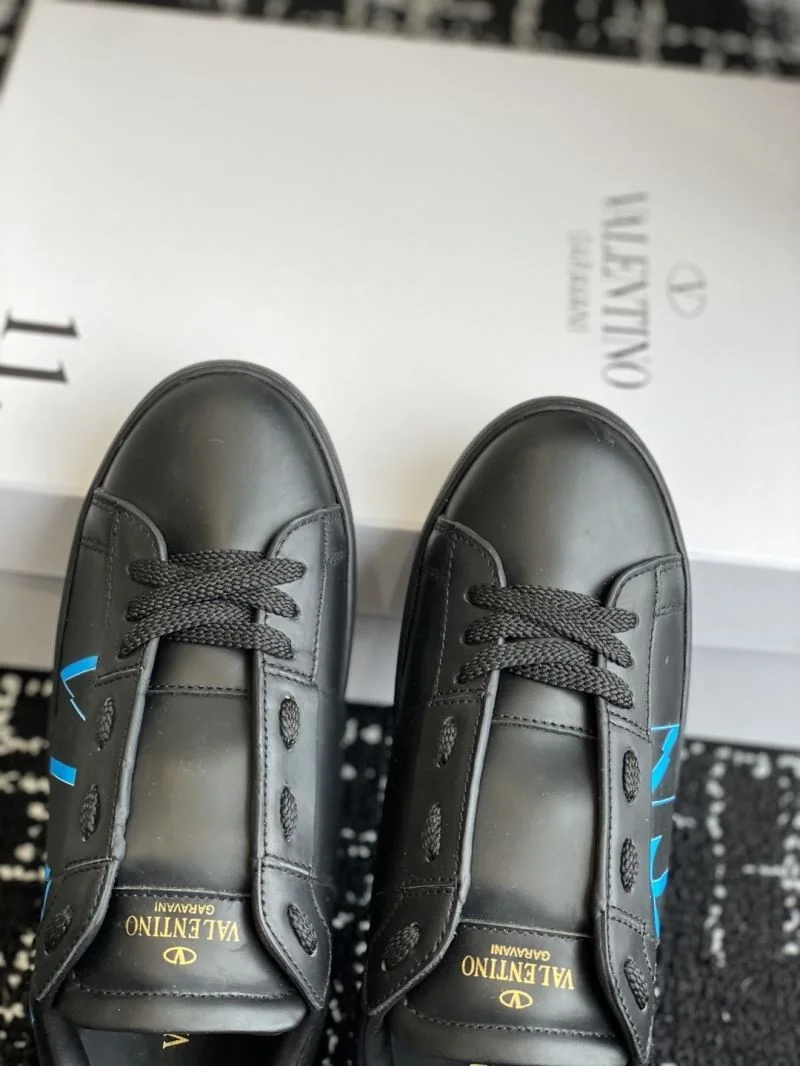 BestValue Valentino Low Shoes 36157