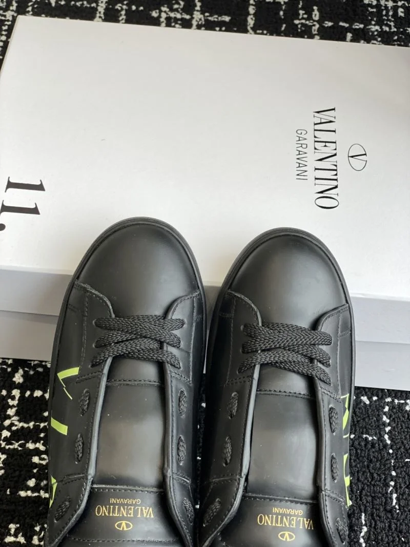 Packable Valentino Low Shoes 36150