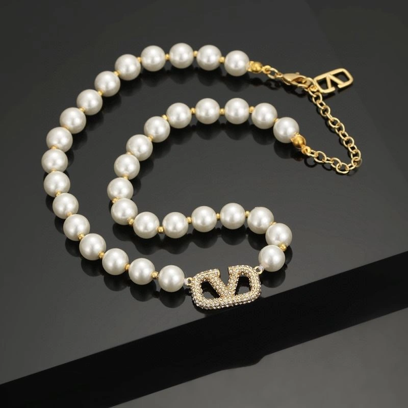 Timeless Valentino Necklaces 213620