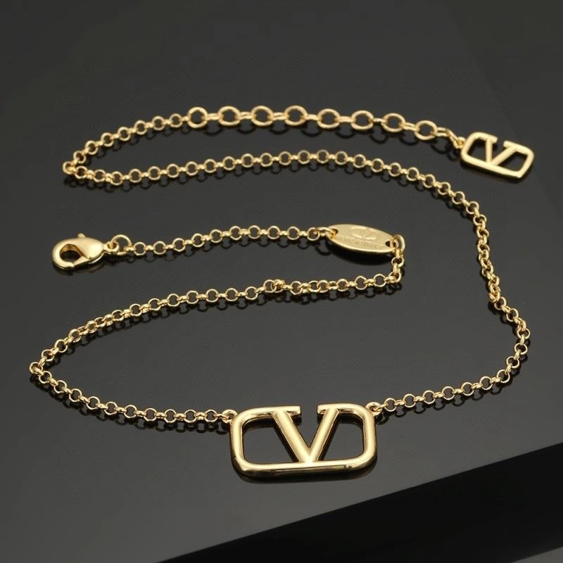 Valentino Necklaces Compact 213610
