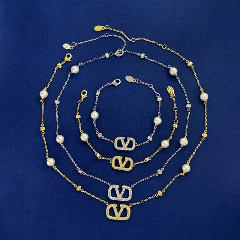 Valentino Necklaces SmoothTexture 213204