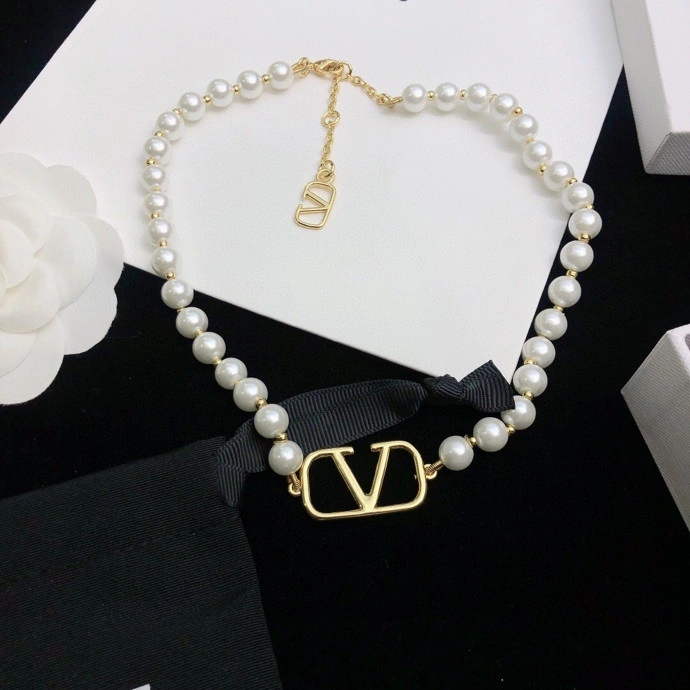 Modern Valentino Necklaces 213190