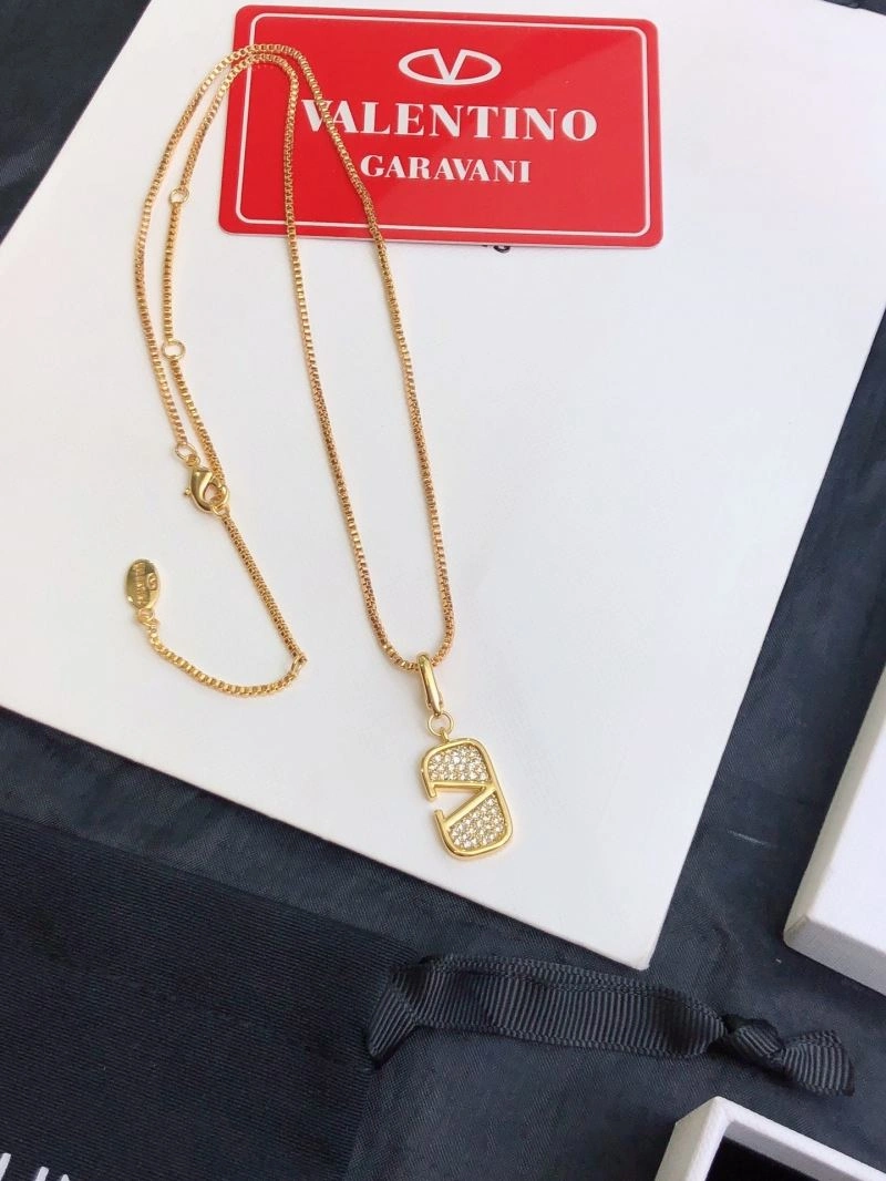 Bright Valentino Necklaces 211641