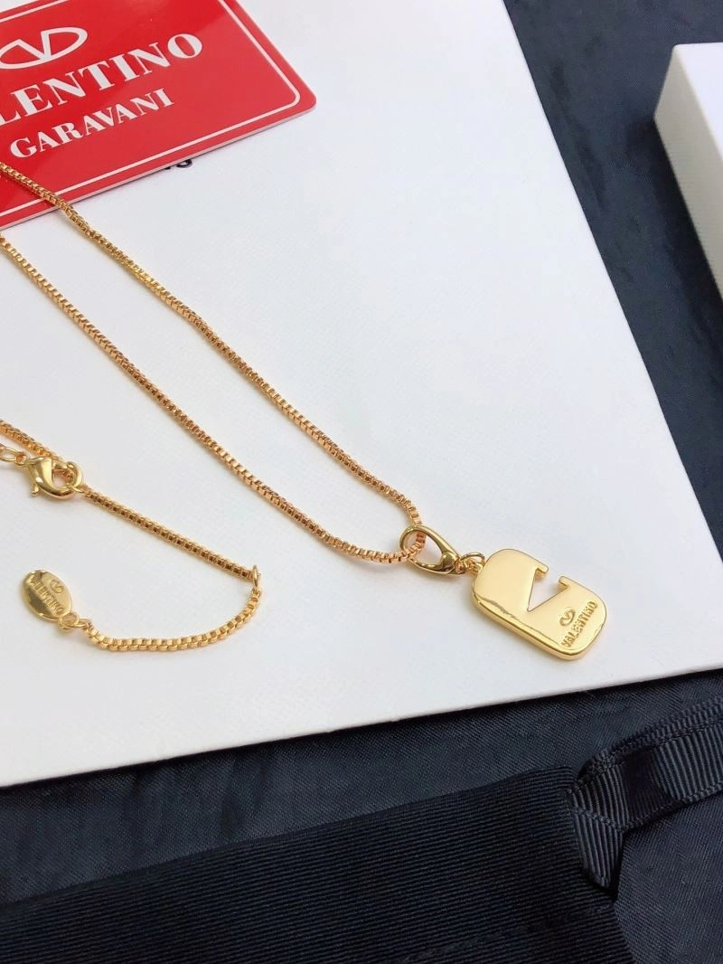 Bright Valentino Necklaces 211641