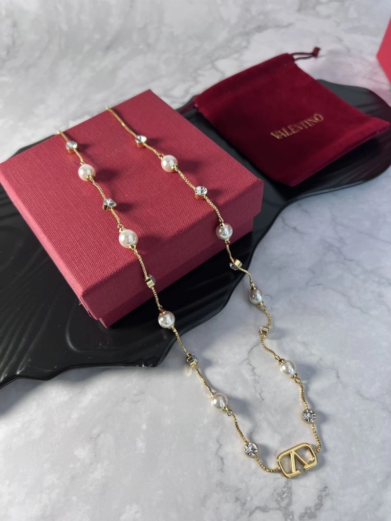 Valentino Necklaces Soft 211040