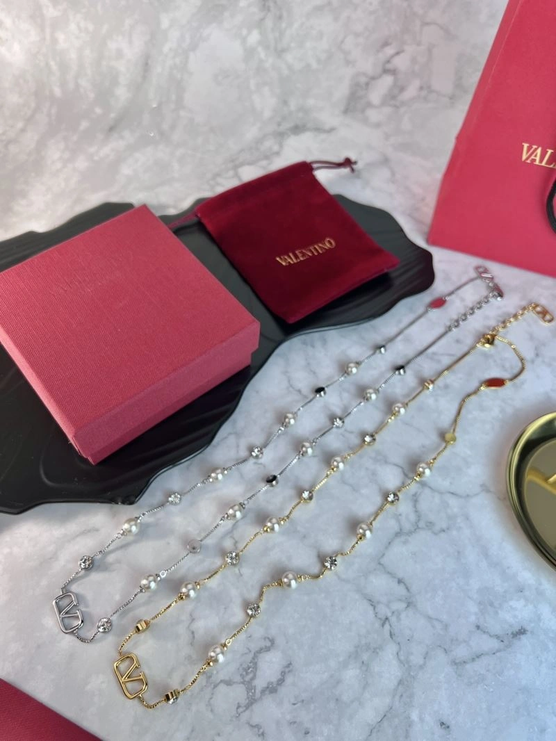 Valentino Necklaces Soft 211040