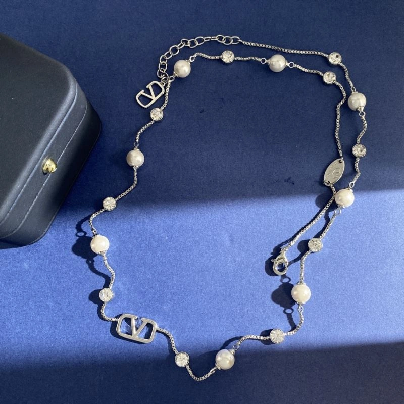 Durable Valentino Necklaces 211030