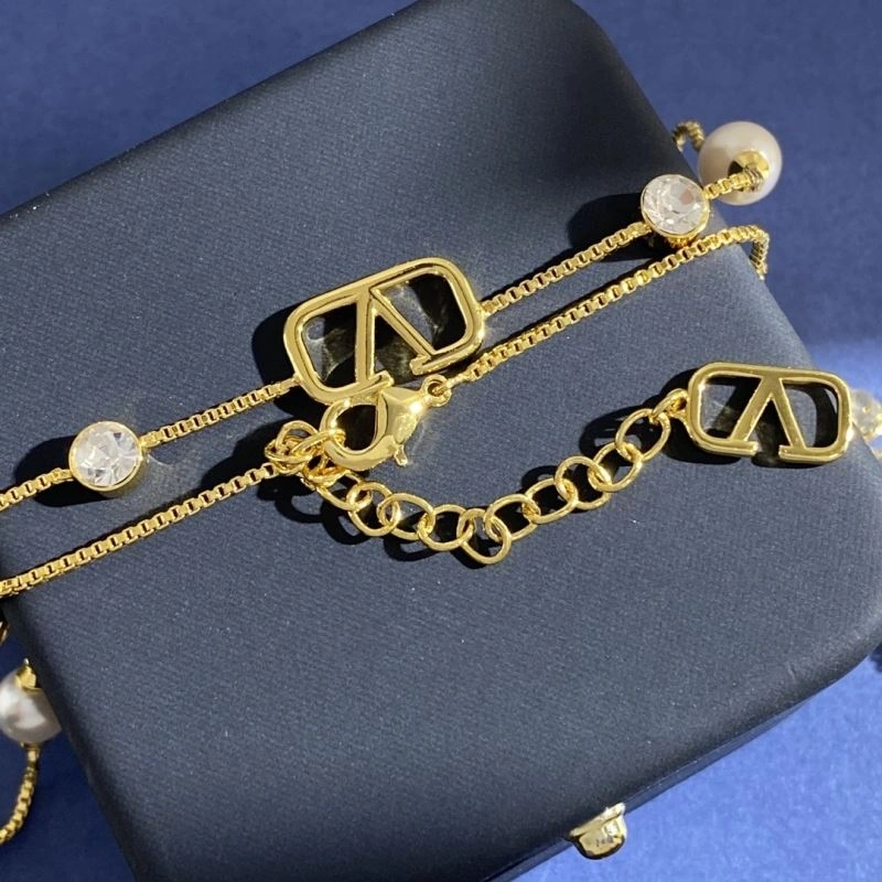 Durable Valentino Necklaces 211030