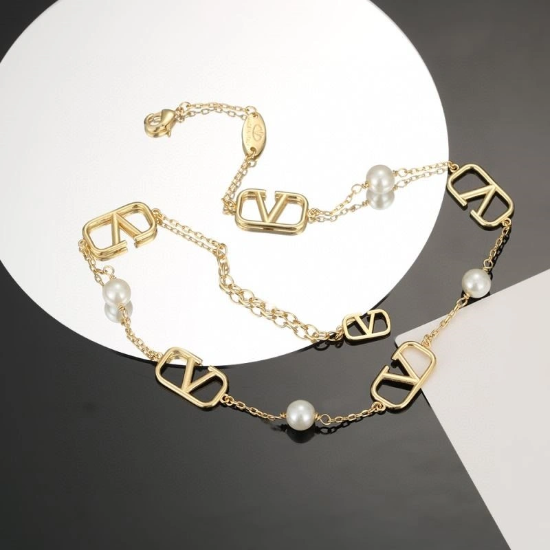 Valentino Necklaces Sustainable 209045