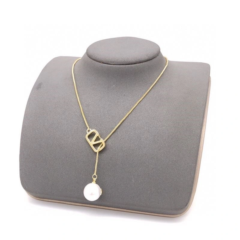 Practical Valentino Necklaces 209038
