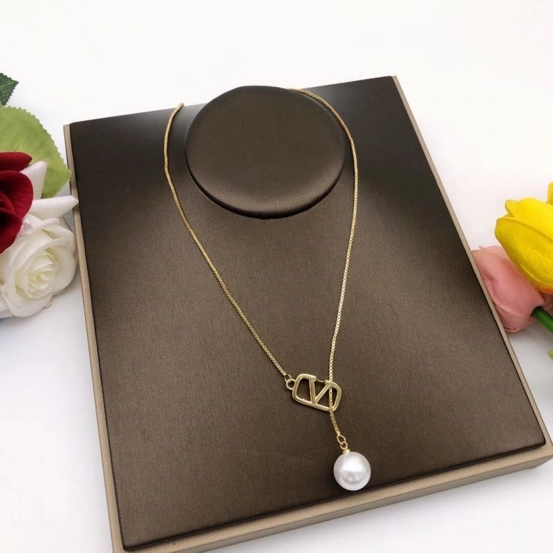 Practical Valentino Necklaces 209038