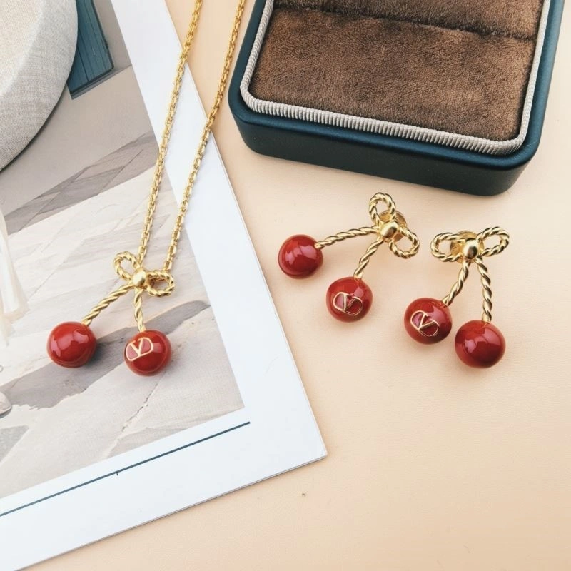 Practical Valentino Necklaces 208416