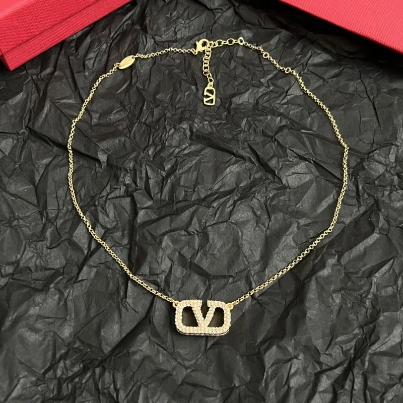 Seasonal Valentino Necklaces 208404