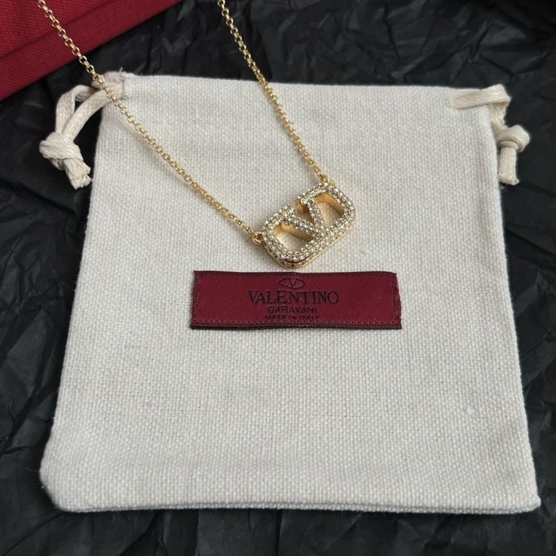 Seasonal Valentino Necklaces 208404