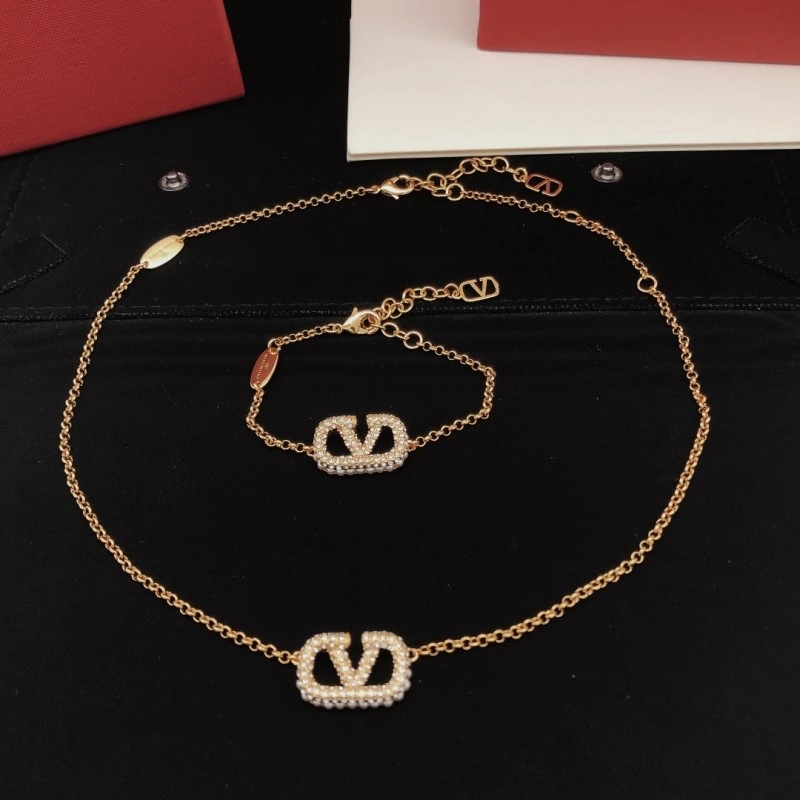 WellDesigned Valentino Necklaces 207688