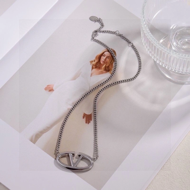 Upgraded Valentino Necklaces 207673