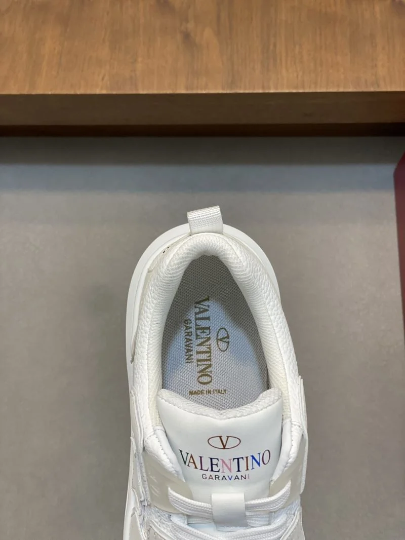 Durable Valentino One Stud Shoes 36946