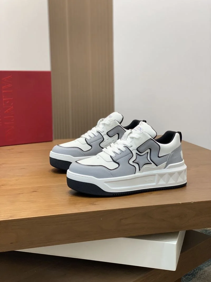 Valentino One Stud Shoes Fashionable 36945
