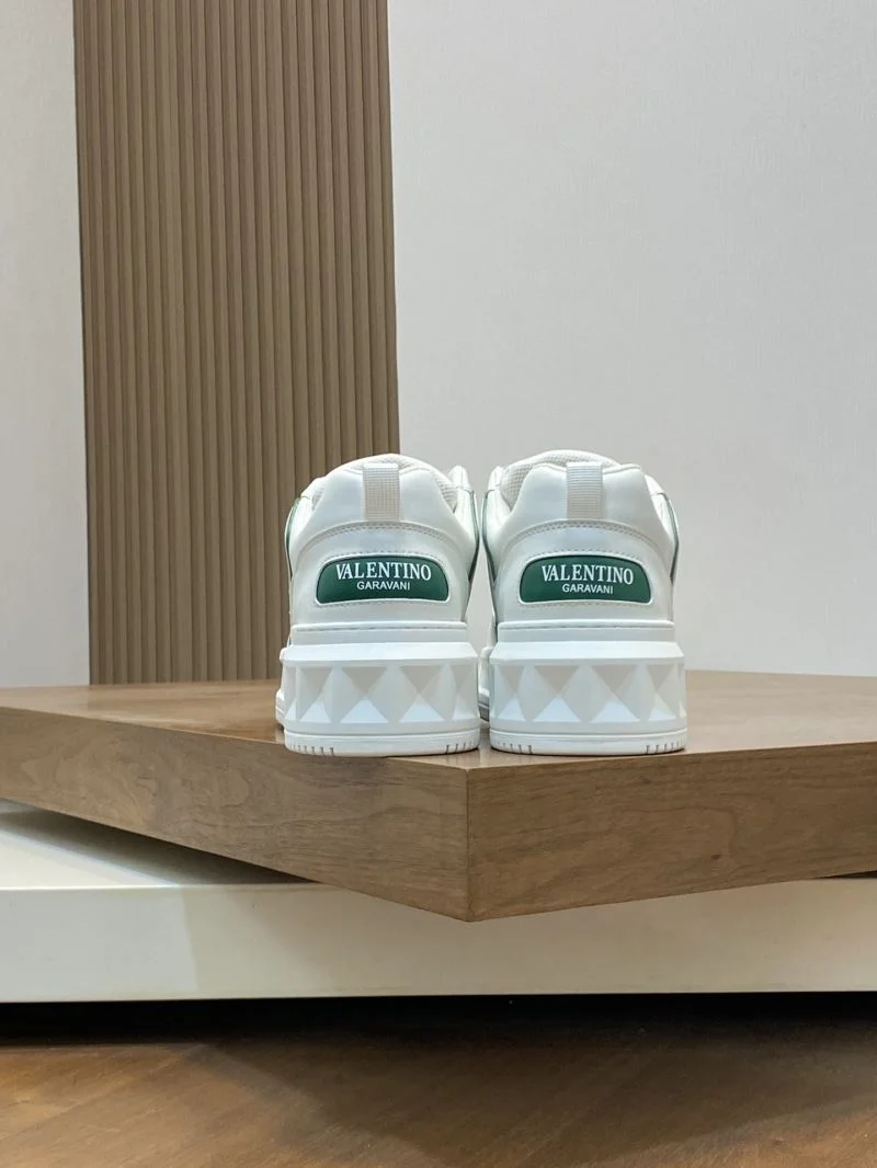 Compact Valentino One Stud Shoes 36941