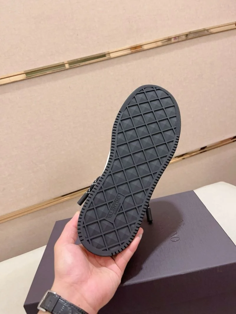 Valentino One Stud Shoes Durable 36934