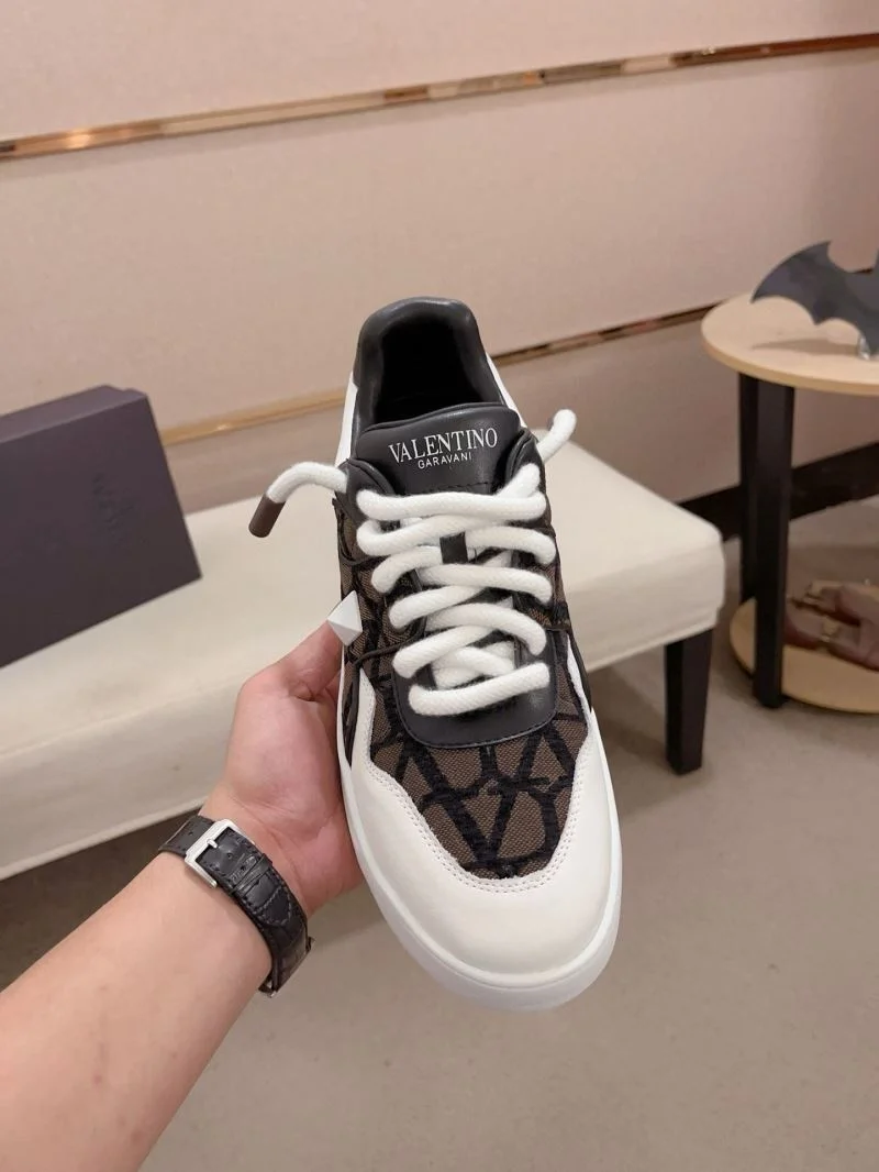 Valentino One Stud Shoes Supportive 36932