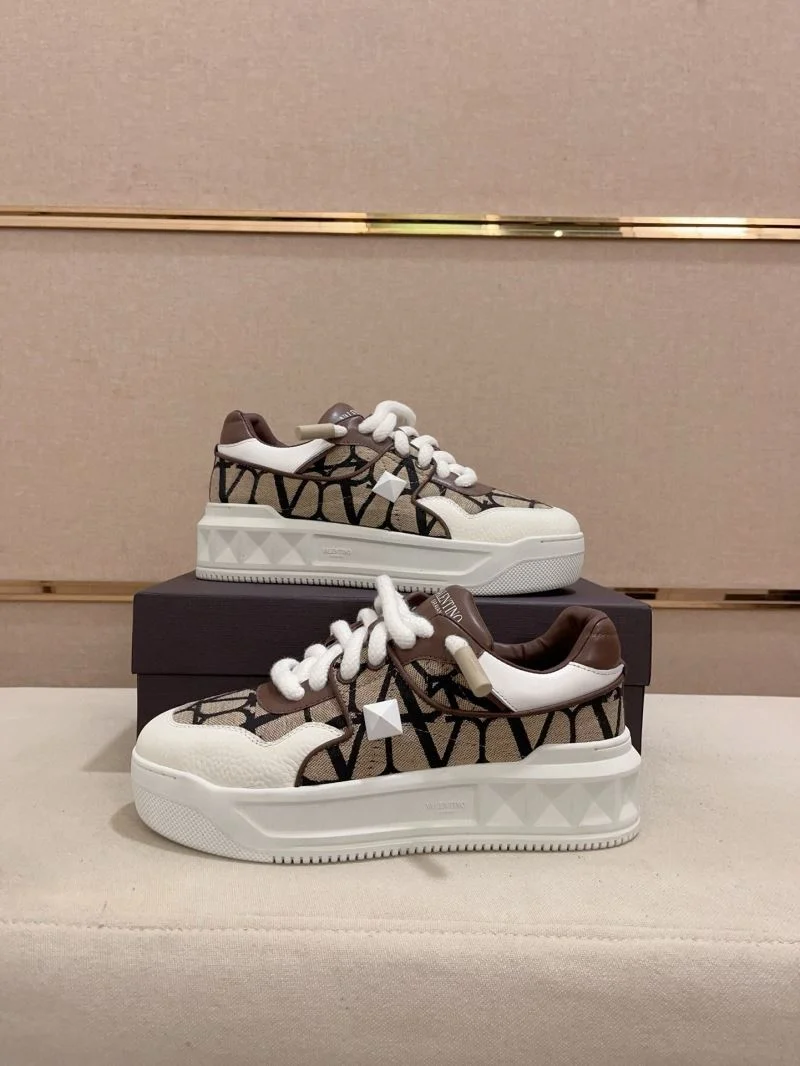 Valentino One Stud Shoes Soft 36931