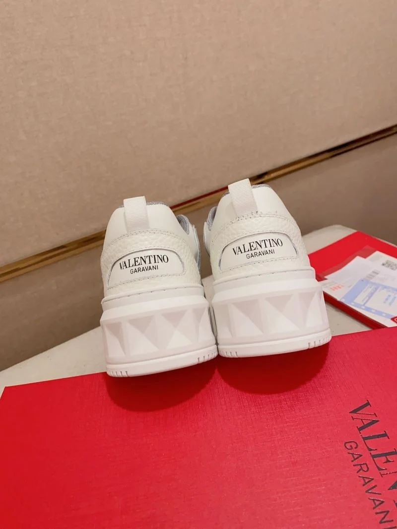 Colorful Valentino One Stud Shoes 36903
