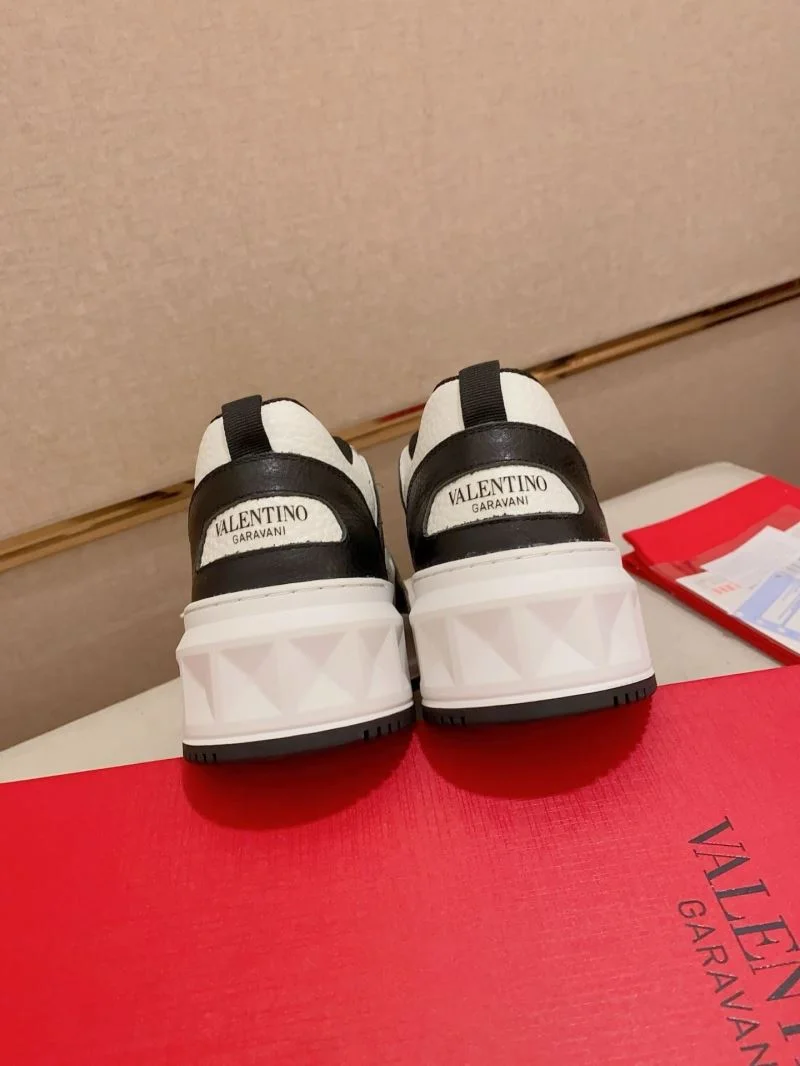 Comfortable Valentino One Stud Shoes 36920
