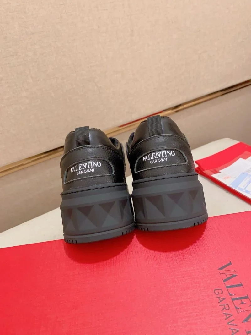Valentino One Stud Shoes Supportive 36902