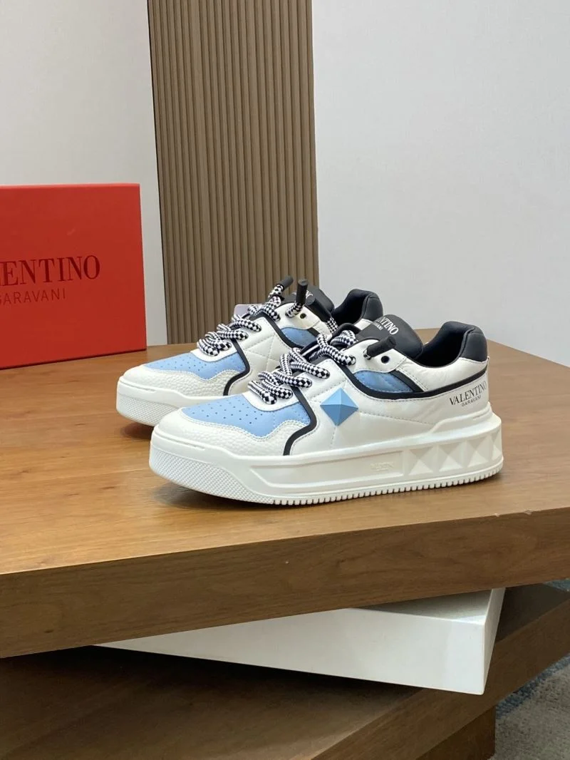 Valentino One Stud Shoes WeatherProof 36923