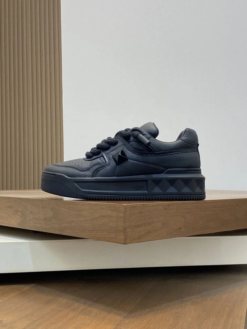 Valentino One Stud Shoes ZipUp 36917