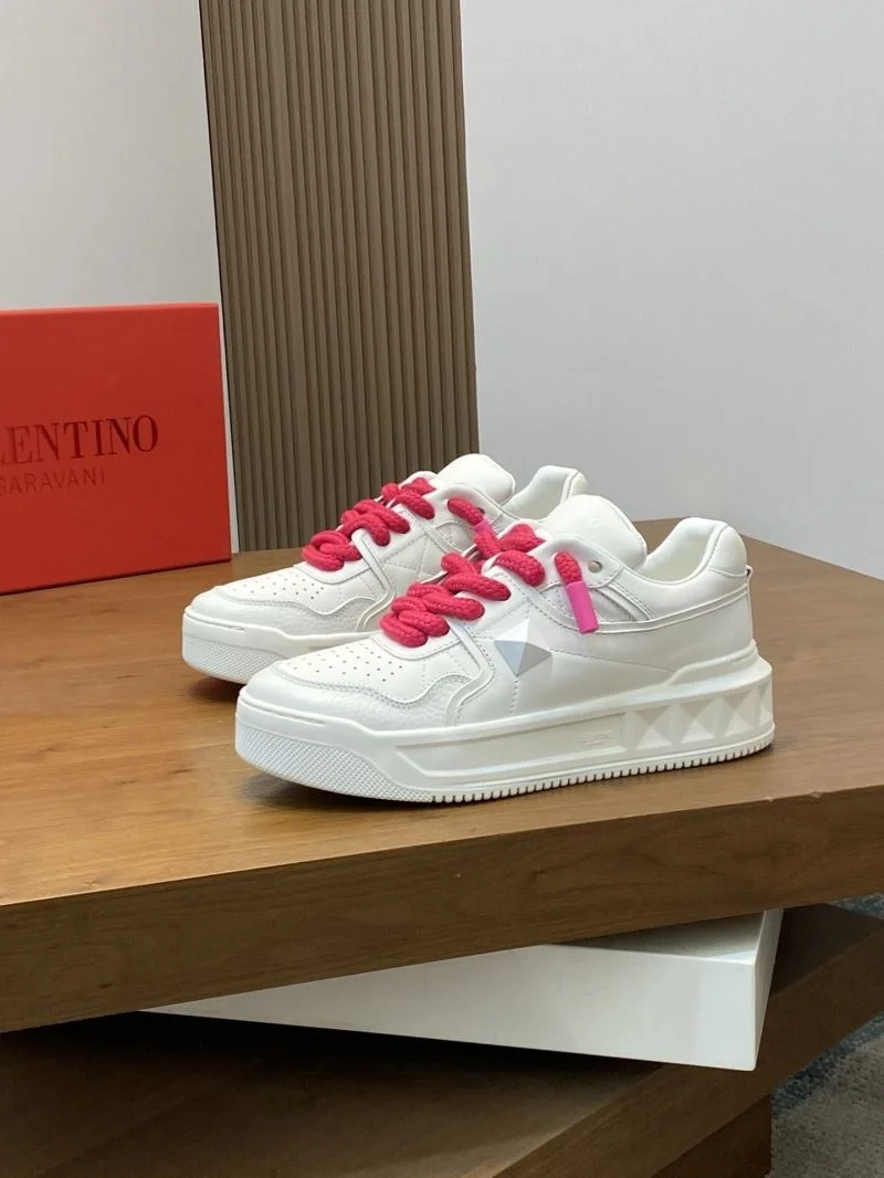 Valentino One Stud Shoes Casual 36922