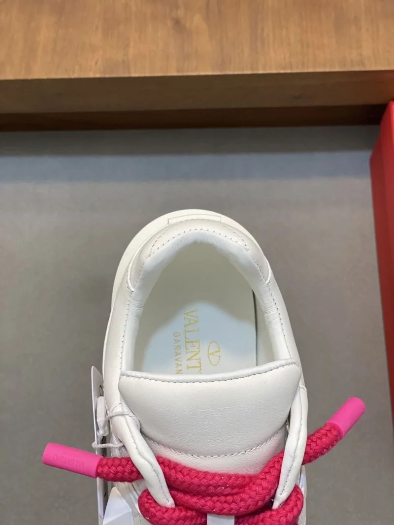 Valentino One Stud Shoes Casual 36922