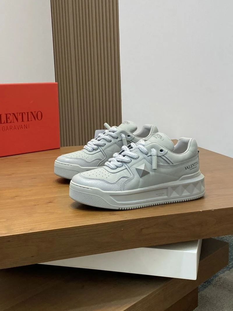 Valentino One Stud Shoes Efficient 36921