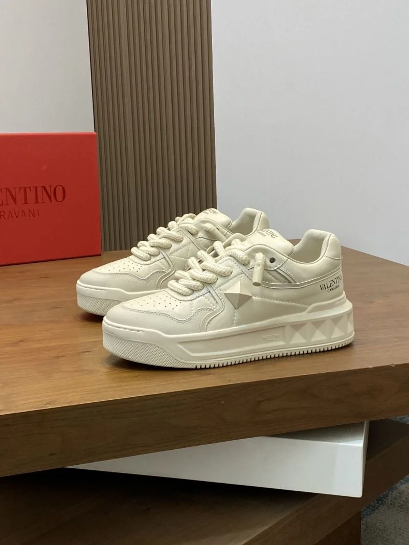 HighPerformance Valentino One Stud Shoes 36906