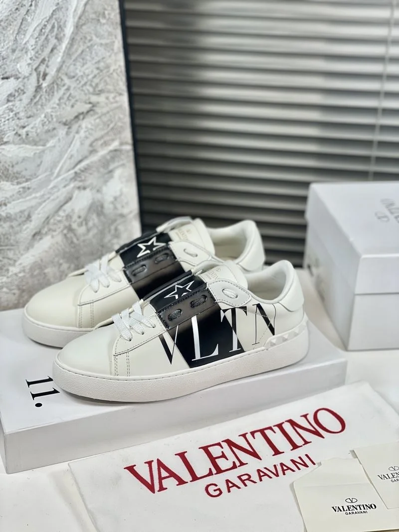 EyeCatching Valentino Open Shoes 36434