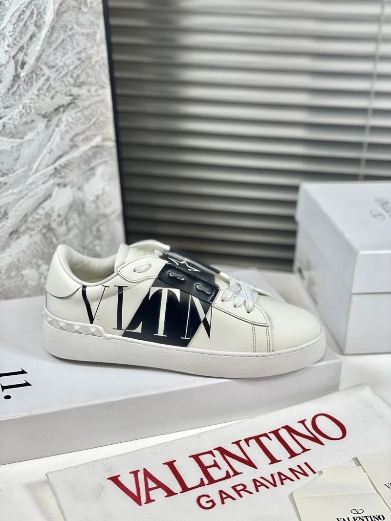 EyeCatching Valentino Open Shoes 36434