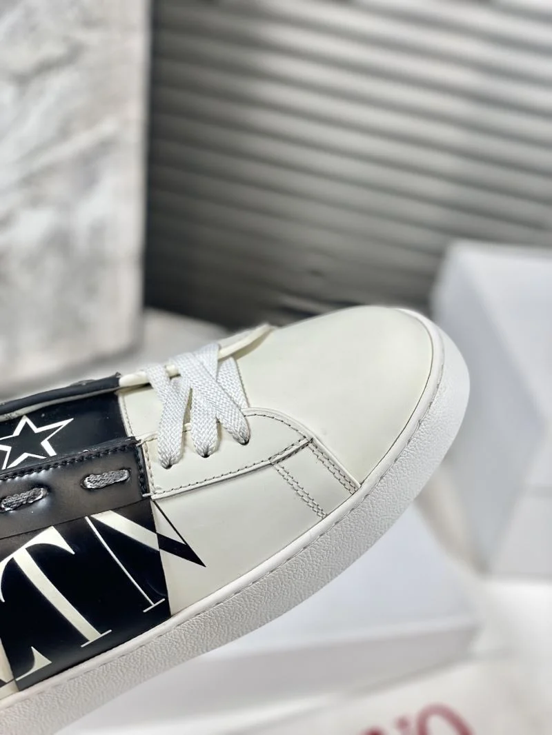 EyeCatching Valentino Open Shoes 36434