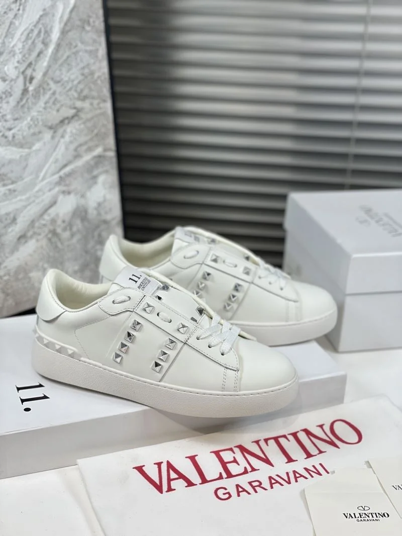 Stylish Valentino Open Shoes 36424